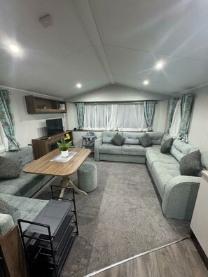 Living area - Butlins Skegness Holiday Retreat (Skegness)