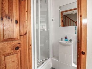 Shower - Dartmoor Valley Lodge, Gunnislake (Callington)