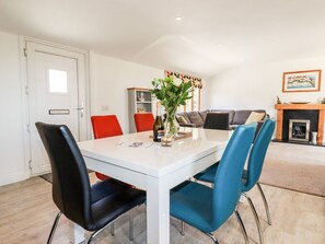 Dining - Charming Kelyow in St Day, Cornwall (Redruth)