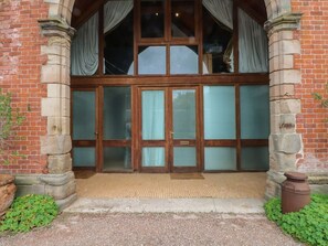 Exterior detail - Diamond Lodge, Great Haywood (Stafford)