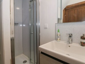 Shower - Diamond Lodge, Great Haywood (Stafford)