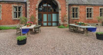 Diamond Lodge, Great Haywood