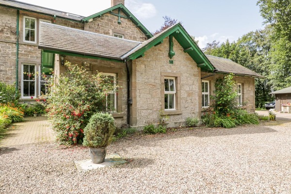 Courtyard Cottage