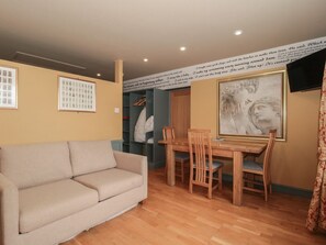 Living area - Apartment 2 in Gloucestershire (Stroud)