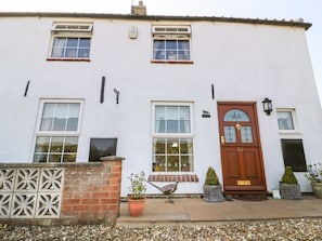 Exterior detail - The Cottage, Preston, Hull (Hull)