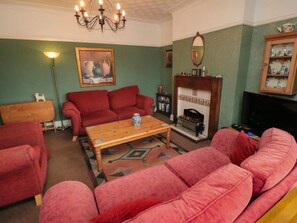 Living area - 61 West Avenue Filey Yorkshire (Filey)