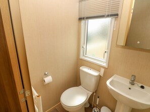 Shower - Coastal Cottage East Wittering (Chichester)