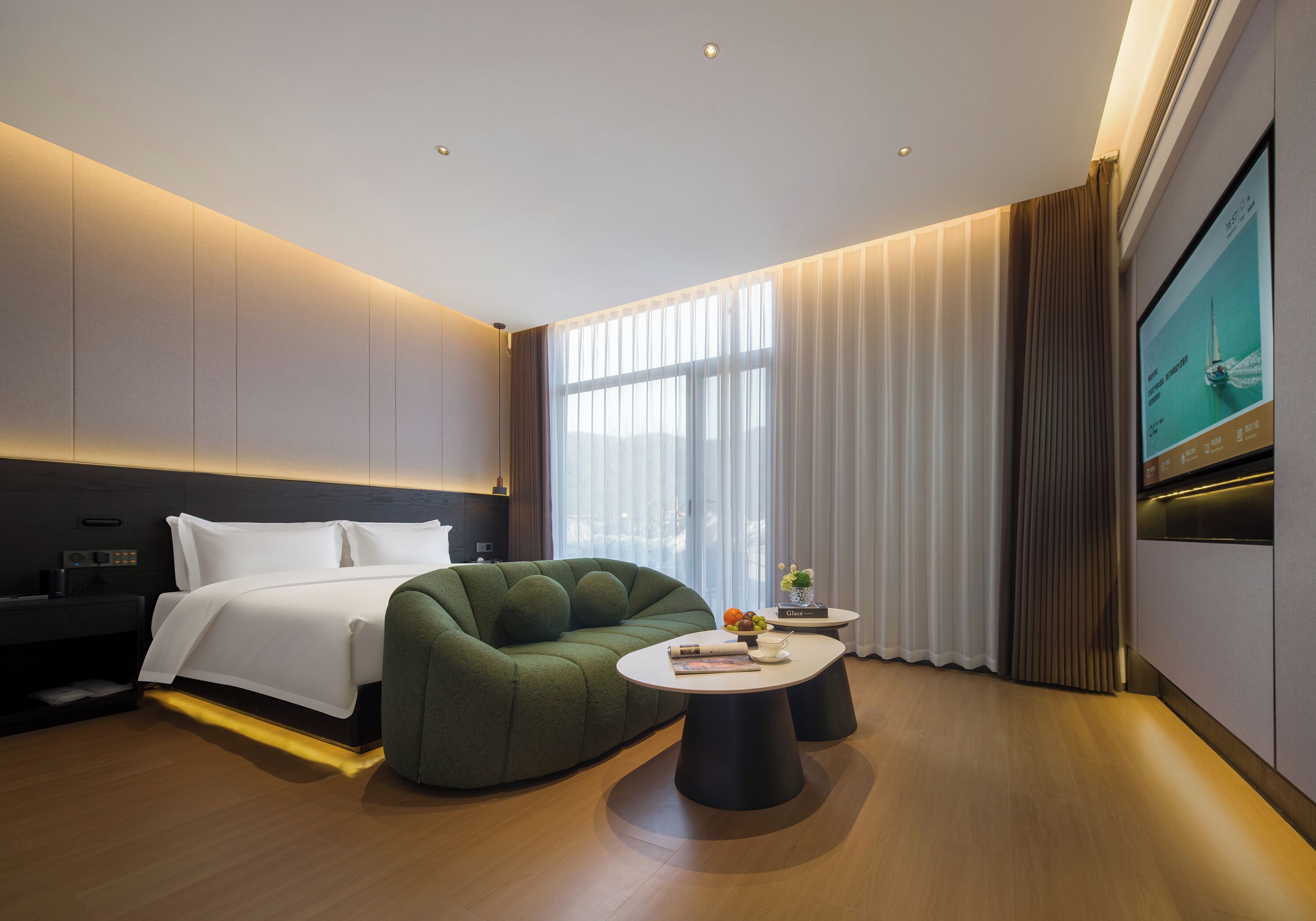Deluxe Double Room, Lake View | Desk, laptop workspace, blackout curtains, soundproofing