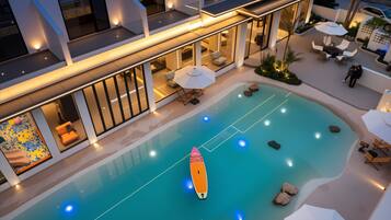 Outdoor pool, open 10:00 AM to 10:00 PM, sun loungers