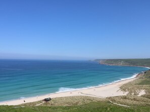 Beach nearby - Charming Sea Holly Retreat in St Just (Penzance)