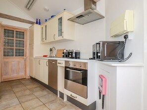 Dishwasher - Seashells, Bude, Cornwall (Bude)