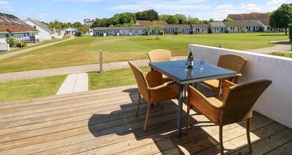 Cape 12 - Cozy Retreat in Yarmouth