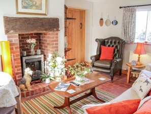 Living area - Ensdon Lea Cottage, Nesscliffe (Shrewsbury)