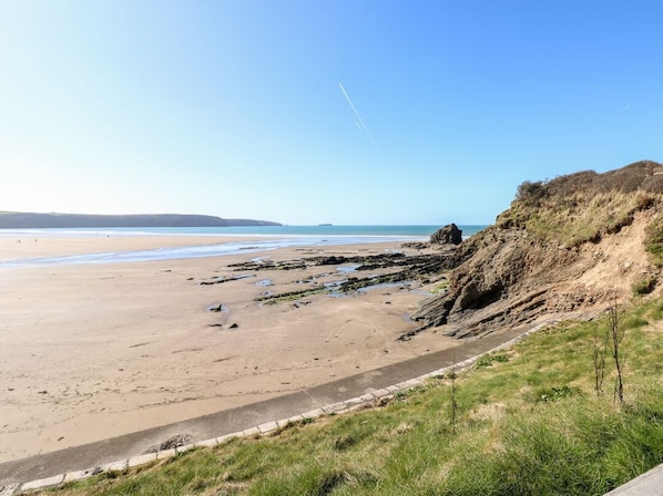 Nær stranden