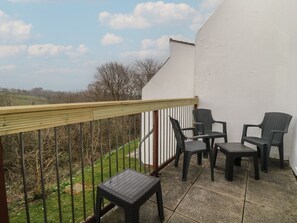 Property grounds - Tamar Cottages 34, St Ann's Chapel, Cornwall (Callington)