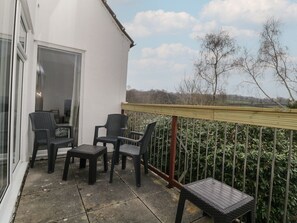 Terrace/patio - Tamar Cottages 34, St Ann's Chapel, Cornwall (Callington)