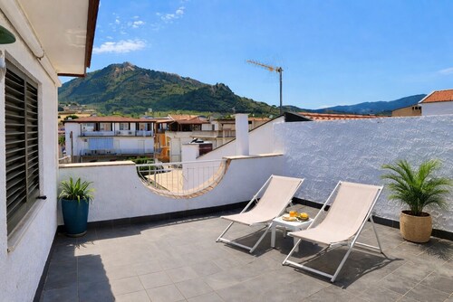 Sea Breeze Terrace Retreat on the Sicilian Coast