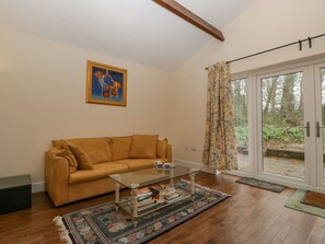 Living area - Heathfield in Milverton, rural (Taunton)