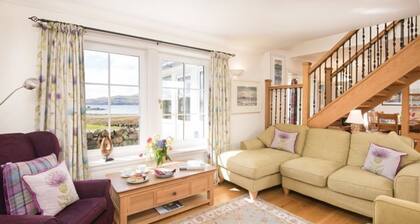 Ardlarach Lodge, Cullipool, Isle Of Luing