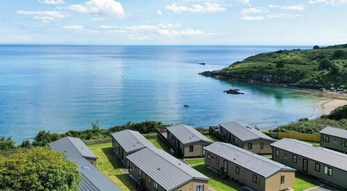 T/B Lodge 55 at Riviera Bay