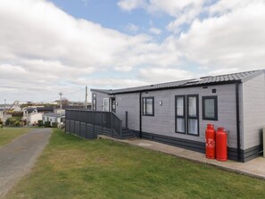 Exterior - Caravan 195D, Newcastle, County Down (Newcastle)
