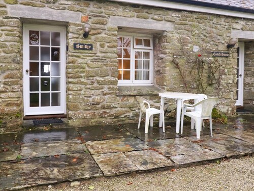 The Smithy in Advent, Cornwall