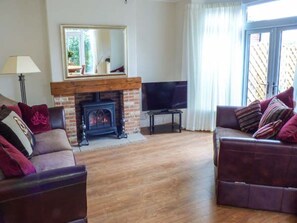 Living area - Wills House: Cozy Retreat in Redcar (Redcar)