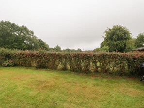 Property grounds - Flora's Barn, Crowcombe (Taunton)