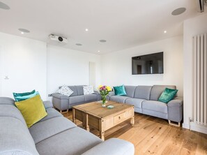 Fireplace - Chy Lowen: Stunning Retreat in St Ives (St. Ives)