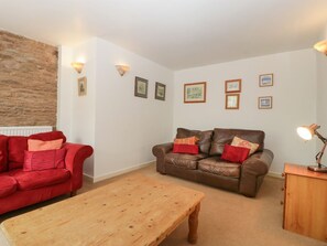 Living area - Wheelbarrow Cottage, Leominster (Leominster)