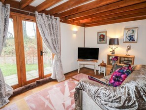 Living area - Honeypot Lodge, Camelford (Camelford)