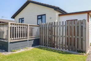 Property grounds - Lodge 18 - A Retreat in St Merryn (Padstow)