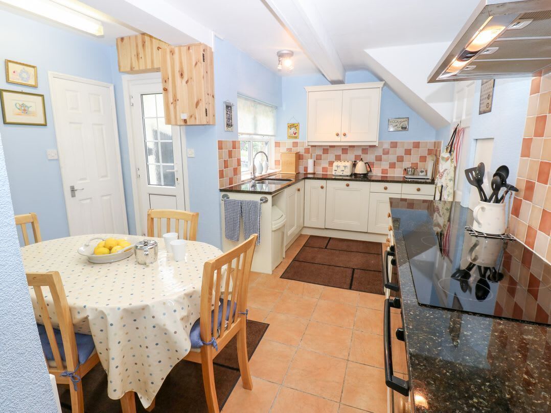 Dishwasher, highchair