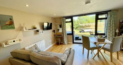 Pheasant Lodge: Cozy Retreat