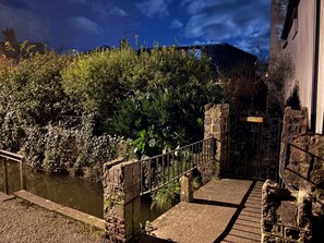 Property grounds - Lynchway in Lyme Regis, Dorset (Lyme Regis)