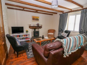 Living area - Charming Llety in Fishguard Town (Fishguard)