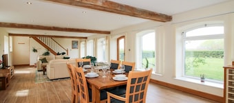 Spinney View, Cockshutt