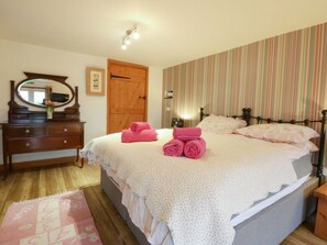 Room - Beudy Mawr, Y Felinheli (Caernarfon)