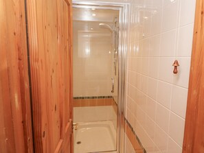 Shower - Kernyk: Charming Home in Porthleven (Helston)
