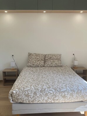 3 habitaciones, tabla de planchar con plancha y wifi gratis 