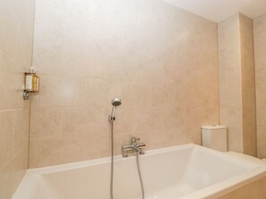Shower - Owl Barn, Leominster, Smart TV (Leominster)