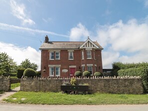 Exterior - The Farmhouse, Swanage, Dorset (Swanage)