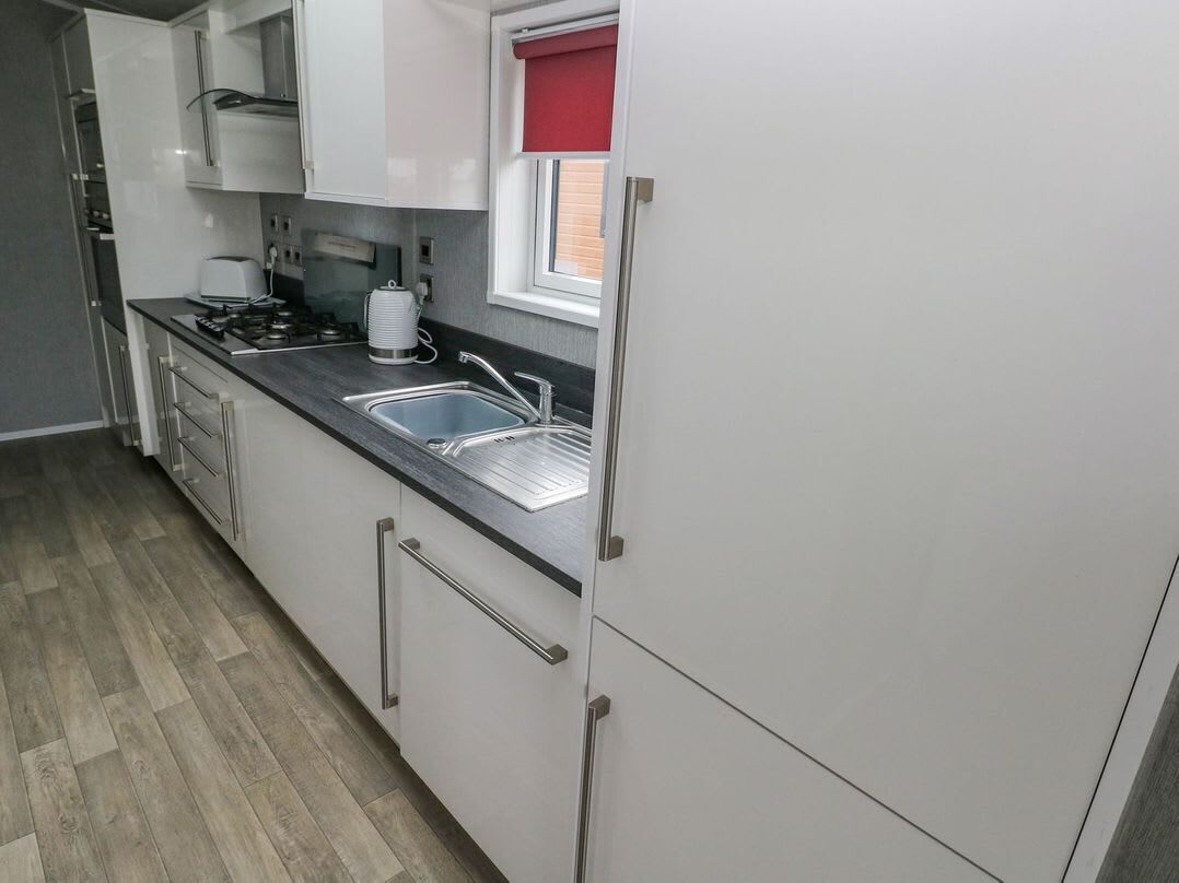 Dishwasher, highchair