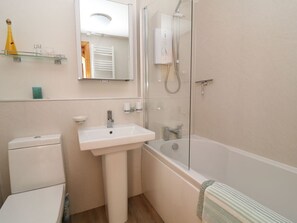 Shower - The Coach House, Lifton, Devon (Lifton)