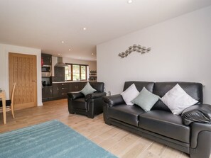 Living area - Honey Bee Retreat, Tytherleigh (Axminster)