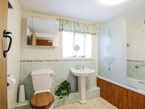 Shower - Caradoc Cottage, Church Stretton (Church Stretton)