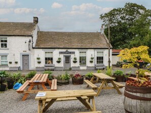 Outdoor dining - Daleholme, Mickleton, Teesdale (Barnard Castle)