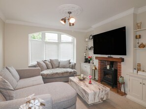 Living area - Alexandra Retreat, Sutton-In-Ashfield (Sutton-in-Ashfield)