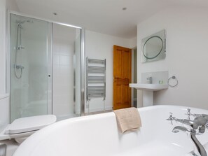 Shower - Rocky Close, St Ives (St. Ives)