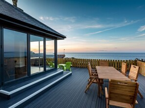 Outdoor dining - Rocky Close, St Ives (St. Ives)